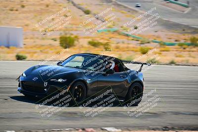 media/Oct-18-2025-Extreme Speed (Sat) [[d6d7e1fef1]]/Group 3 Purple/Session 2 (Turn 3)/